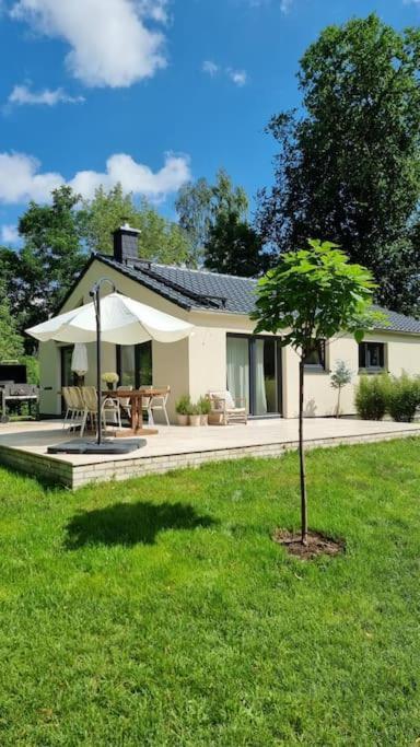 Haus Am Waldrand Und In Seenaehe Lehnin Luaran gambar