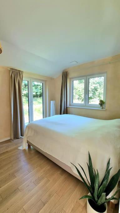 Haus Am Waldrand Und In Seenaehe Lehnin Luaran gambar