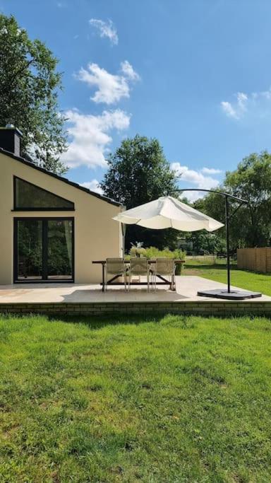 Haus Am Waldrand Und In Seenaehe Lehnin Luaran gambar